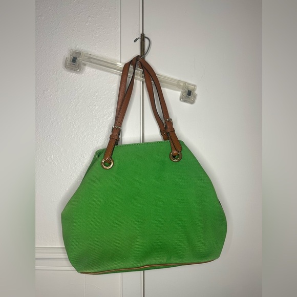 Michael Kors Green Tote Bag - Picture 2 of 9